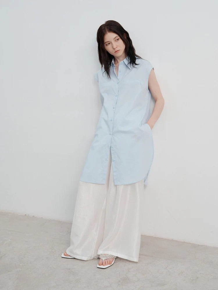 Sleeveless Relaxed Button-Up Blouse