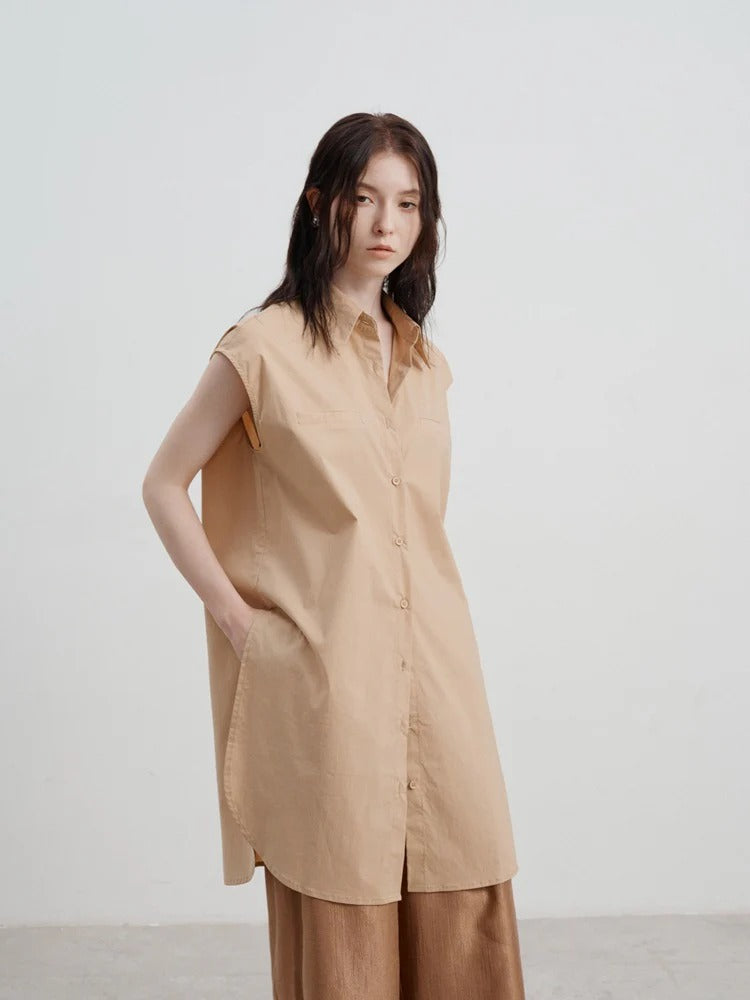 Sleeveless Relaxed Button-Up Blouse