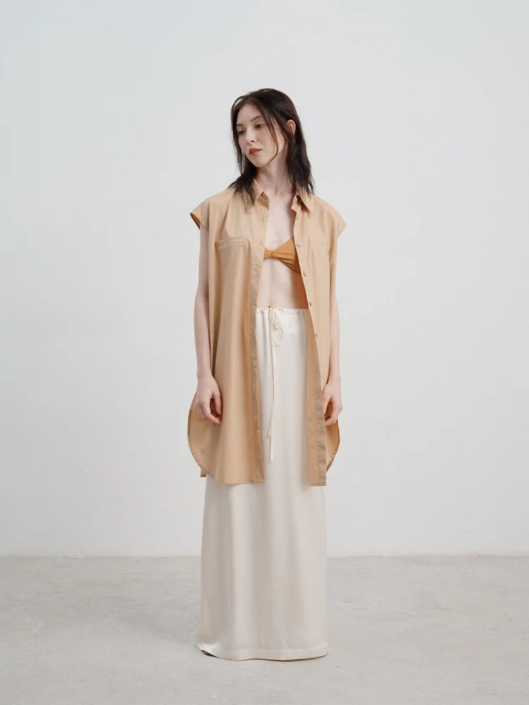 Sleeveless Relaxed Button-Up Blouse